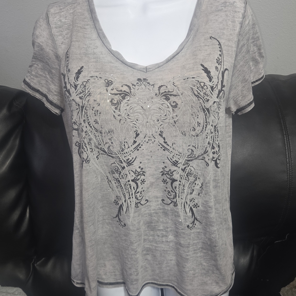 SOCIAL COLLISION Gray Graphic Tee